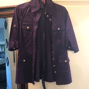 Gorgeous Bebe purple button up blouse with belt